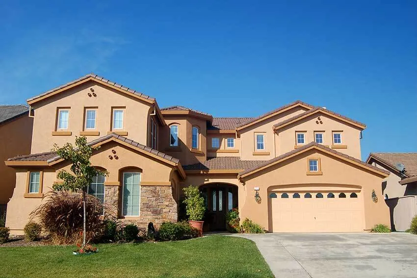 Home loan paperwork and house keys